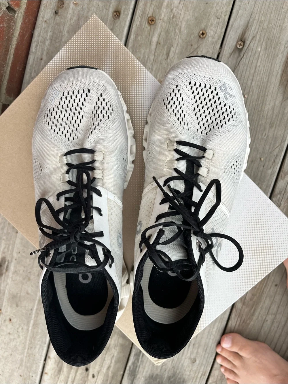 On Cloud X Running Men's White and Black Athletic Running Shoes